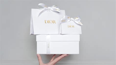 【DIOR】ディオール バックステージ ストゥーディオ 店舗一覧